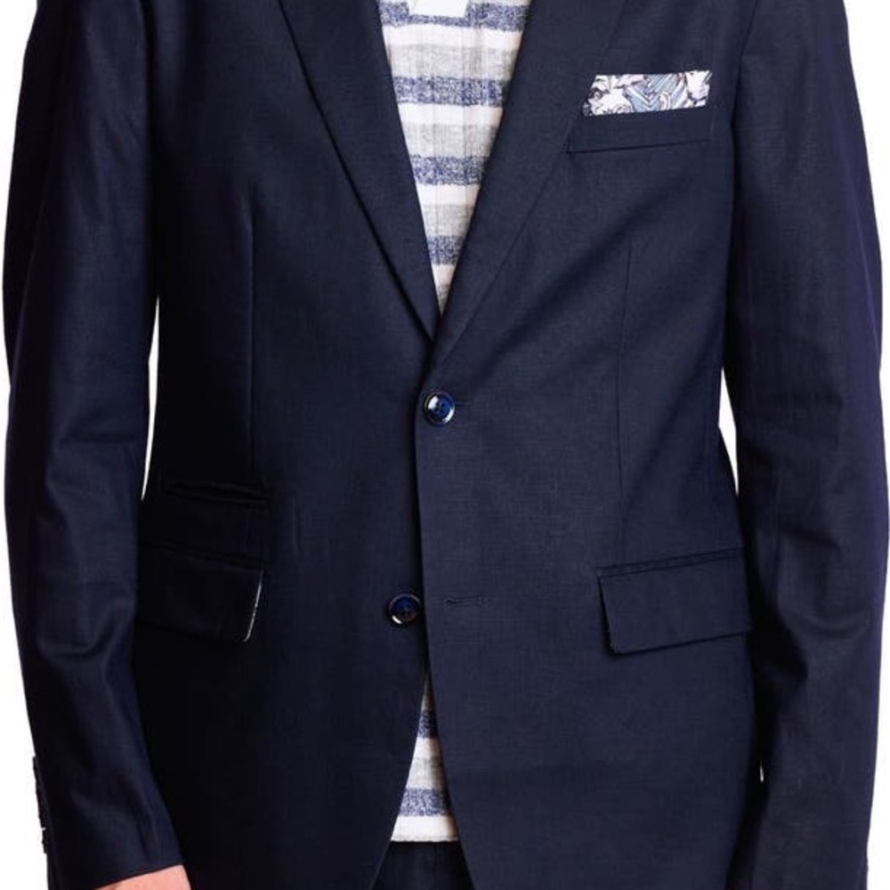 Paisley & Gray Navy Linen Blazer with Modern Cut and Fitted Silhouette, Size 42R